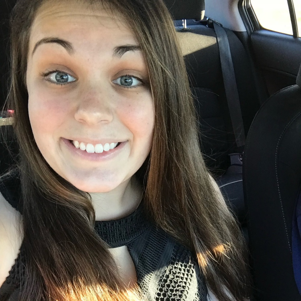 Meet your Posher, Cara